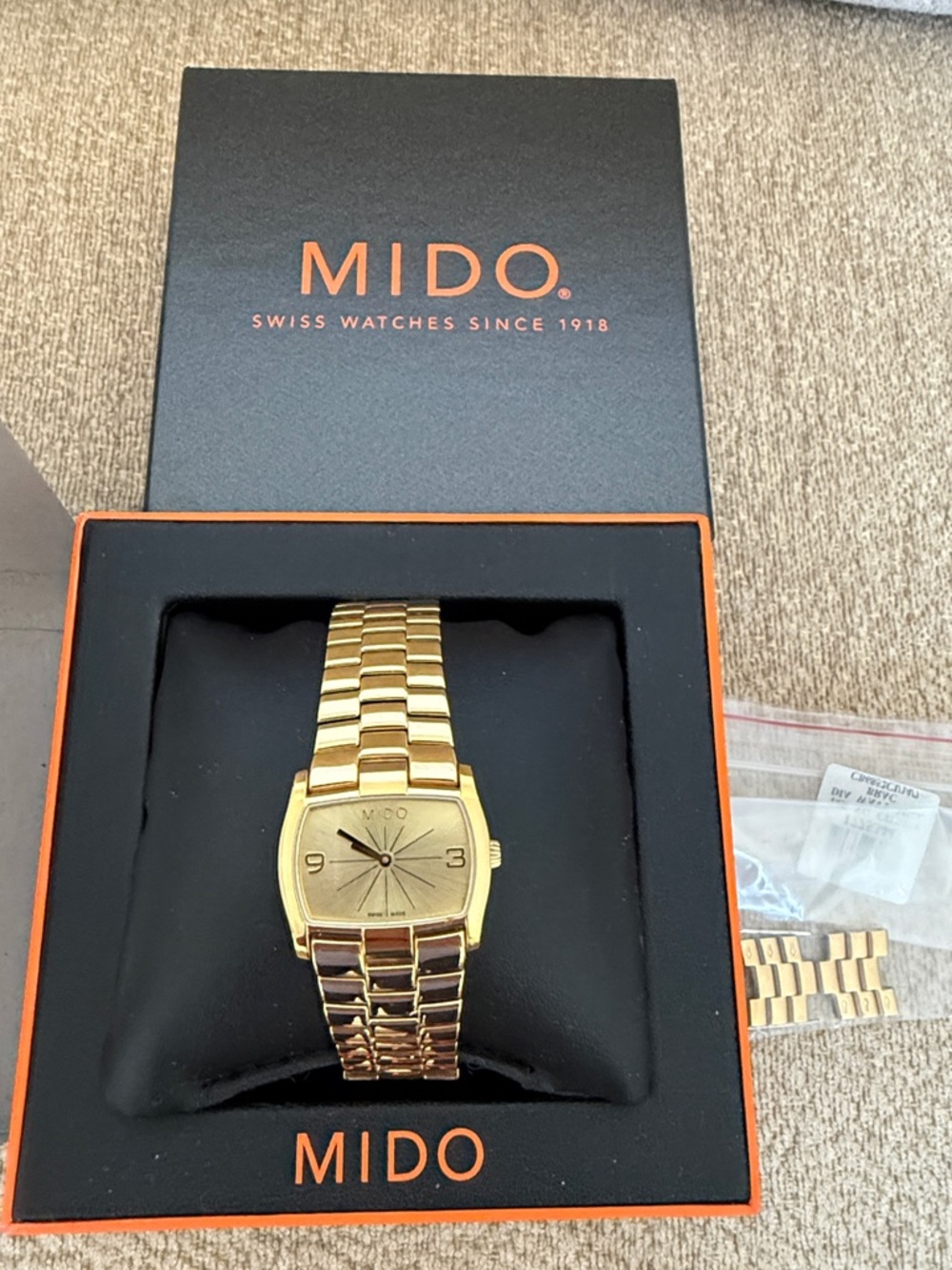 MIDO Romantique Gold Bracelet Watch with Sunburst Dial (battery needed)